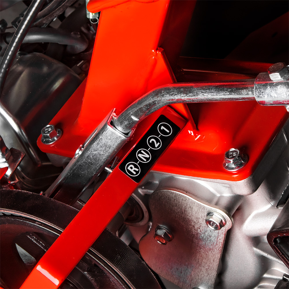 Мотоблок DDE Микула С (7 л.с., КПП 2F/1R, ширина 60-90 см, фрезы 24 ножа, колеса 4"х8", редуктор алюминий)(7 л.с., КПП 2F/1R, ширина 60-90 см, фрезы 24 ножа, колеса 4"х8", редуктор алюминий)