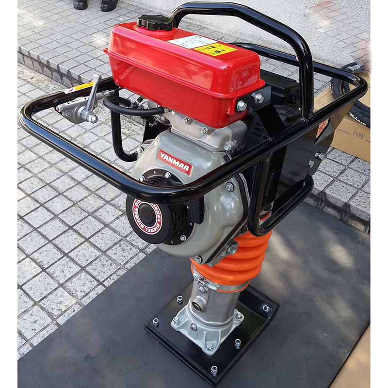 Вибротрамбовка Caiman MT-76D