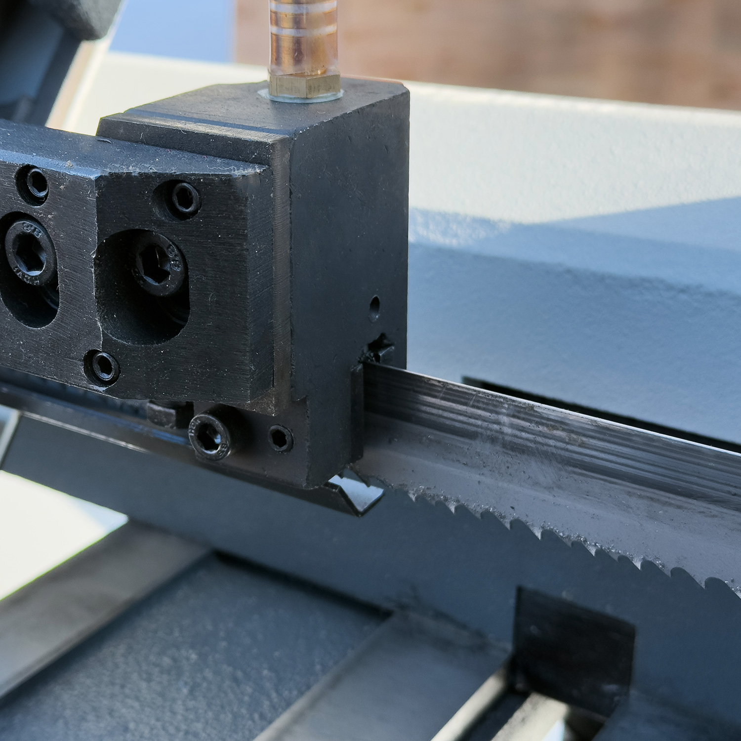 PPS-270HPA полуавтоматический ленточнопильный станок по металлу