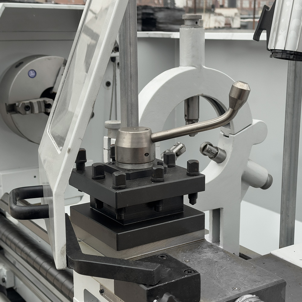 SPV-1500/500 универсальный токарный станок  с УЦИ