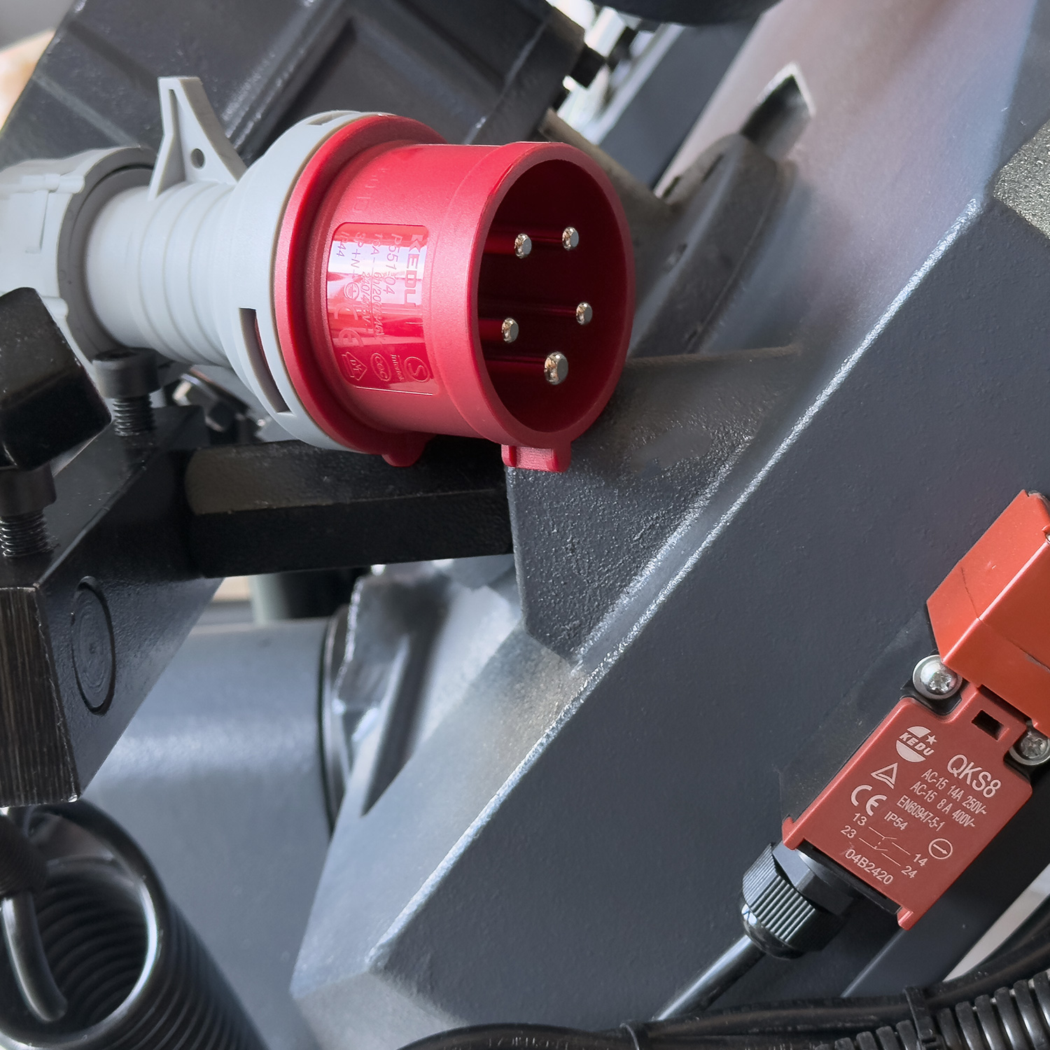 PPS-220H ленточнопильный станок по металлу