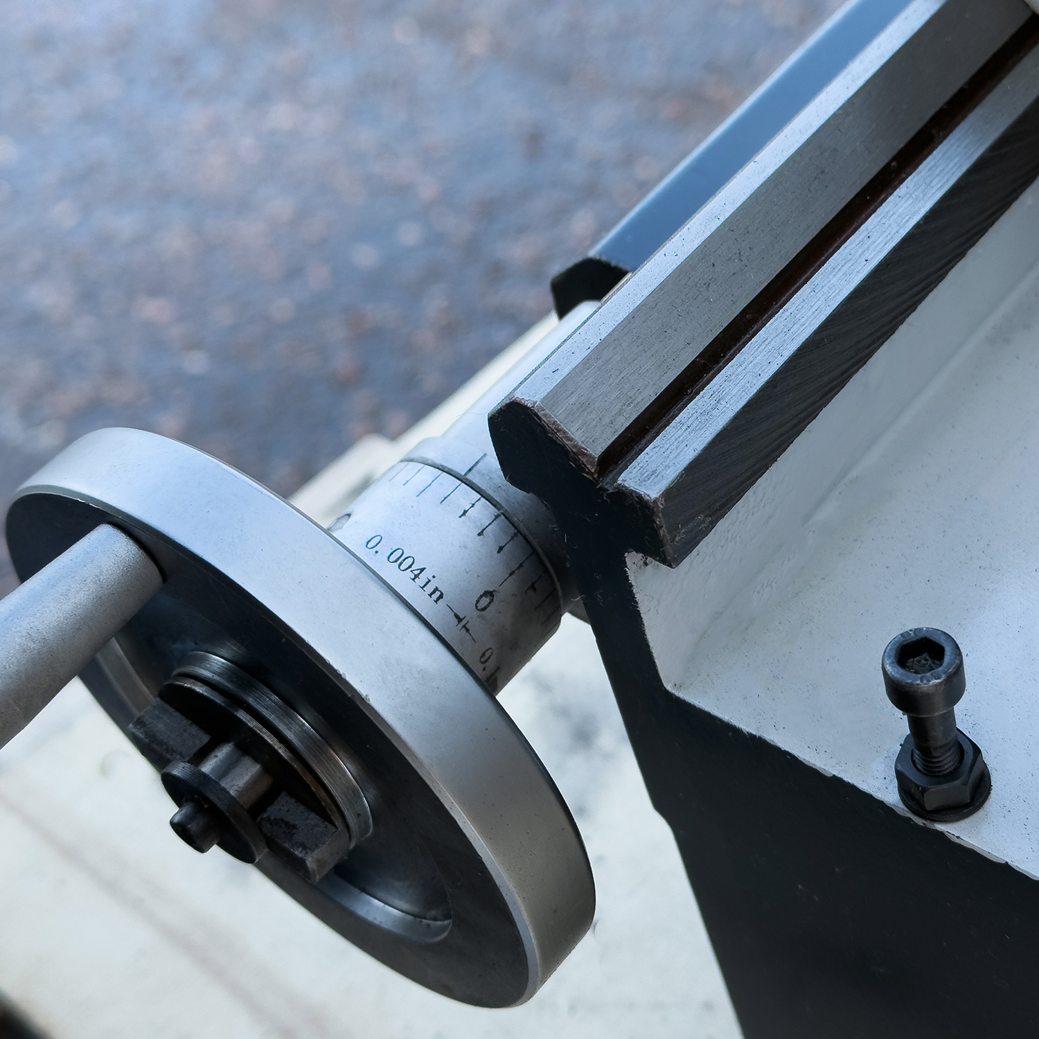 SPA-700P универсальный токарный станок + подставка