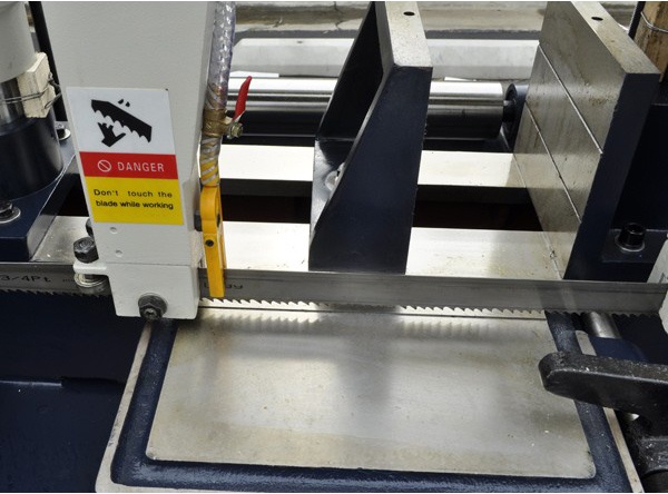 Ленточнопильный станок Metal Master PT-K 350 (TGK-4240)