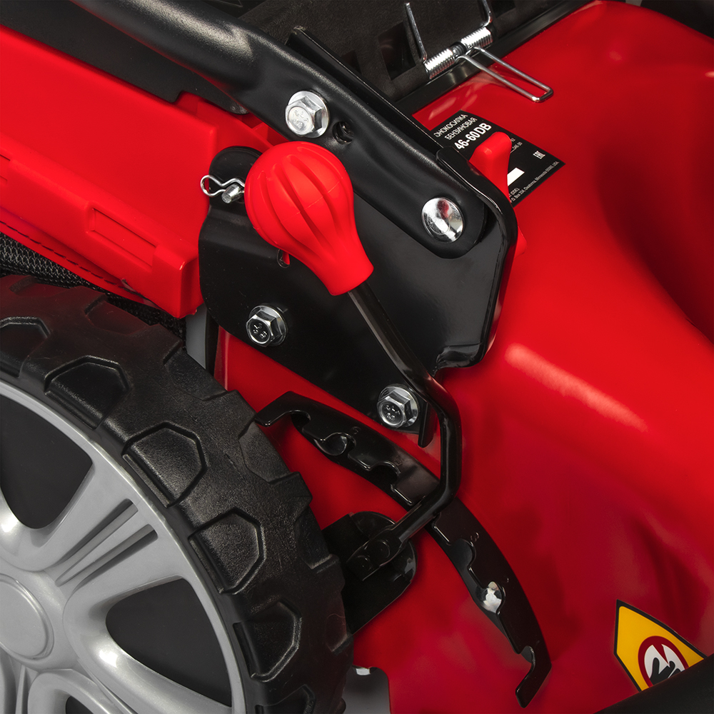 Газонокосилка бензиновая DDE LM 46-60 DB (B&S 4,0 л.с., ширина 46 см, высота 25-75 мм, сбор-к 60 л, самоход)(B&S 4,0 л.с., ширина 46 см, высота 25-75 мм, сбор-к 60 л, самоход)