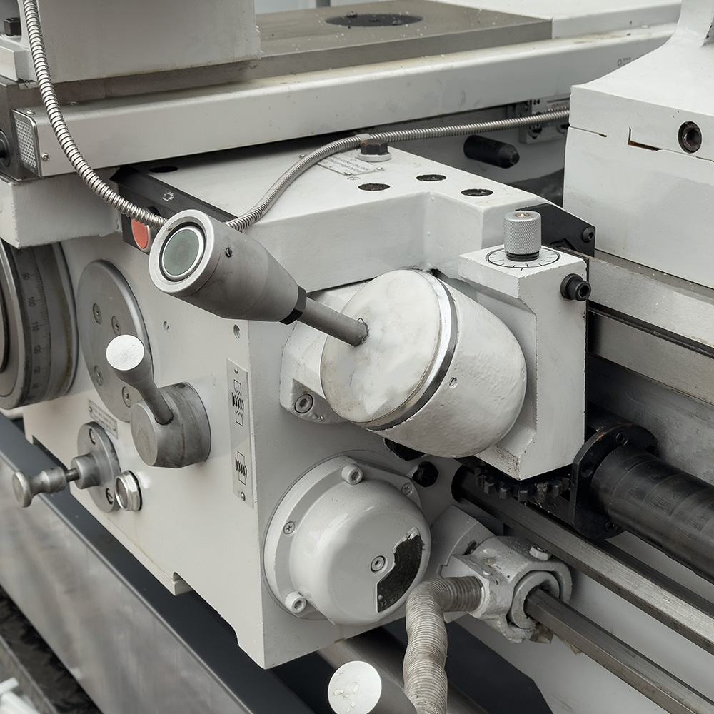 SPV-1500/500 универсальный токарный станок  с УЦИ