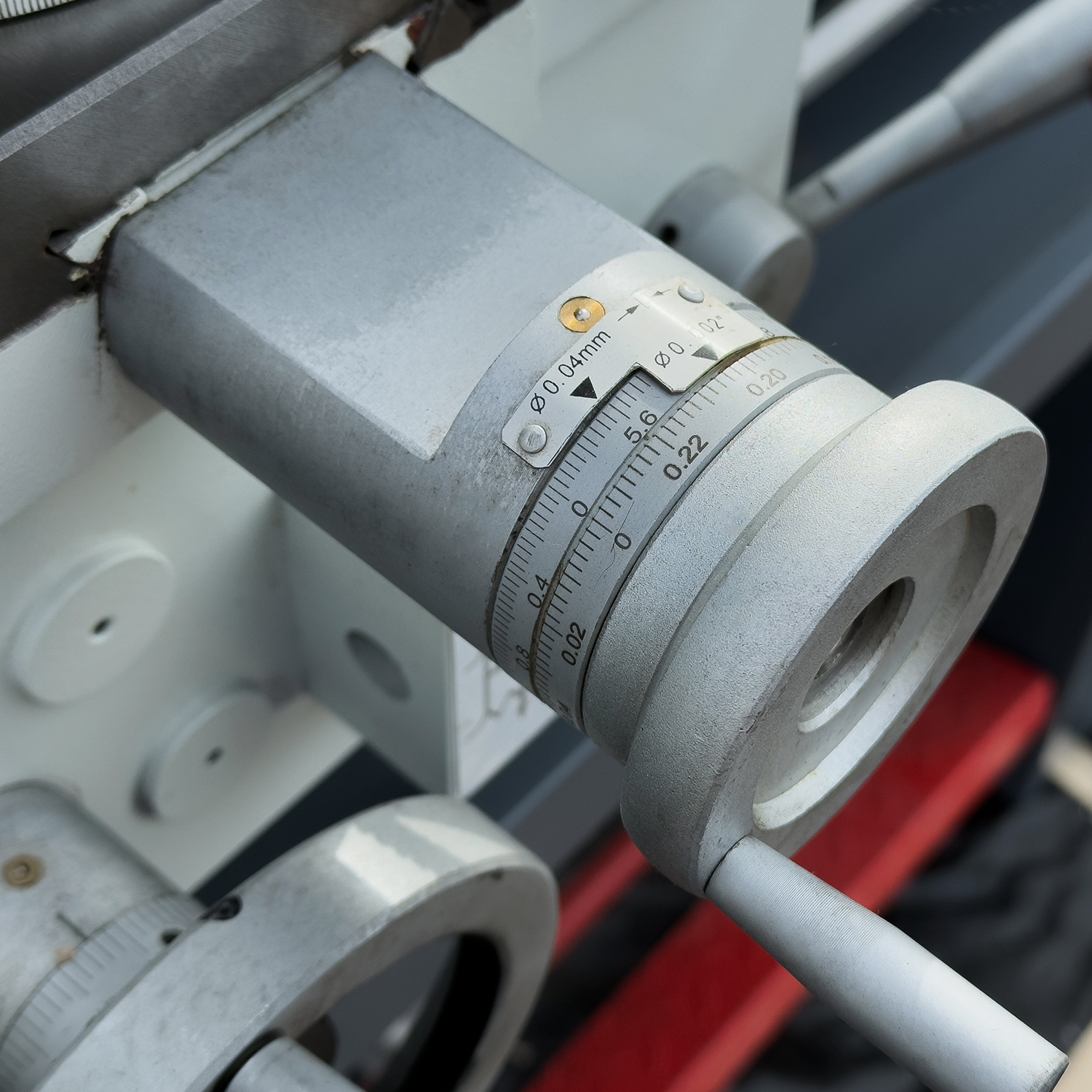 SPZ-1000 универсальный токарный станок с УЦИ