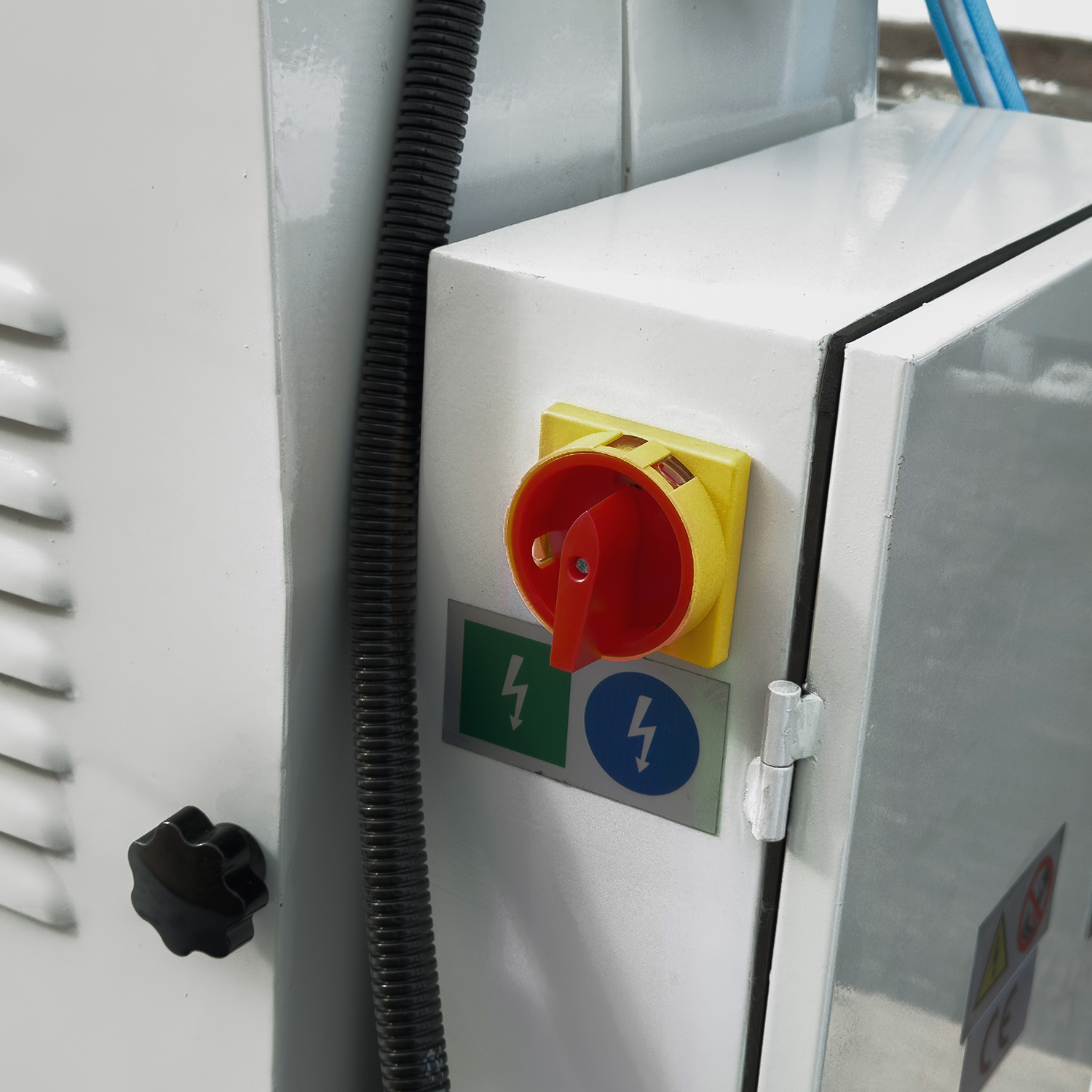 FHV-50PD универс. фрезерный станок с цифр. измер.