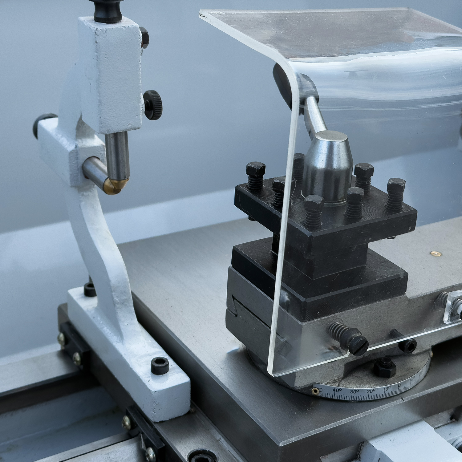 SPA-700P универсальный токарный станок + подставка