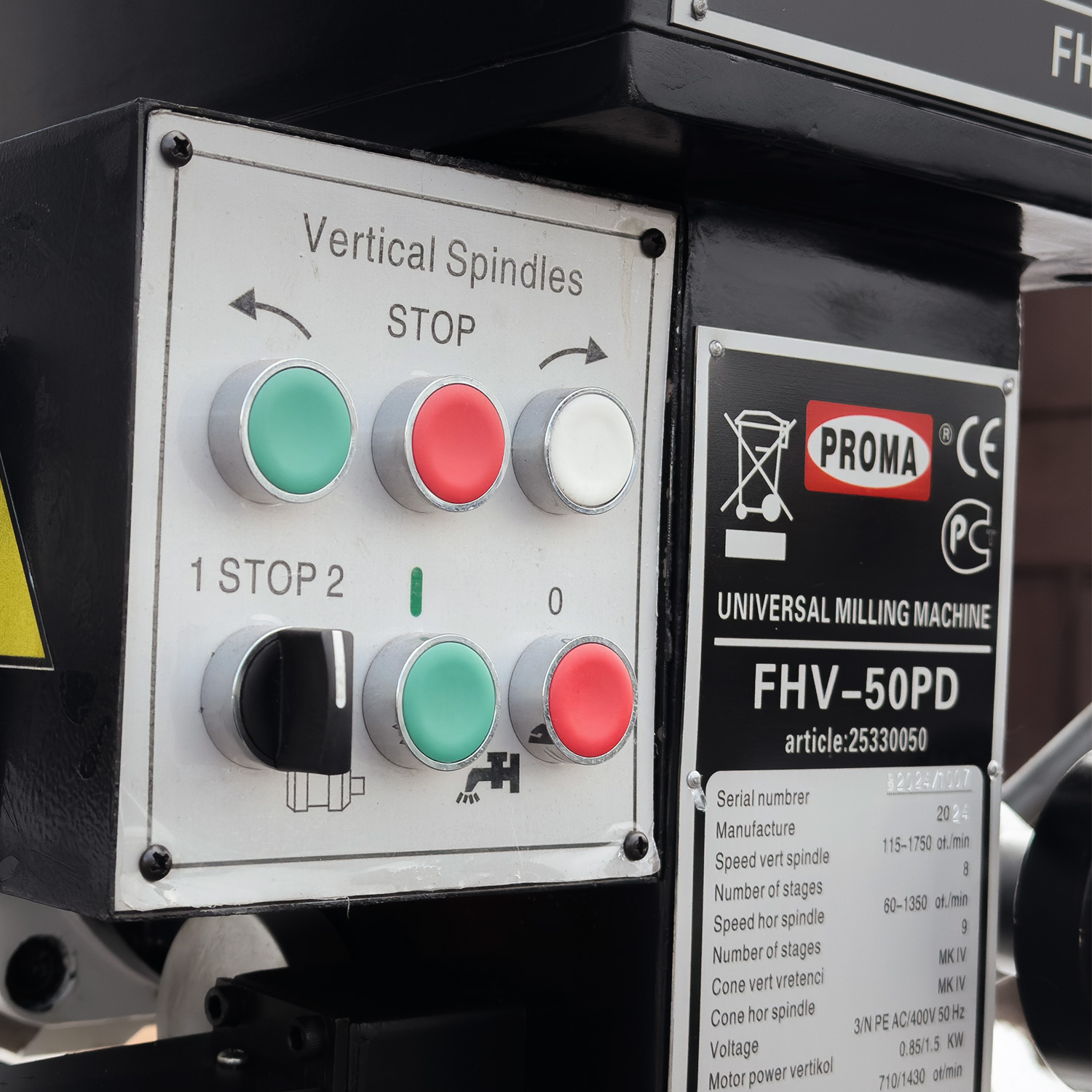 FHV-50PD универс. фрезерный станок с цифр. измер.