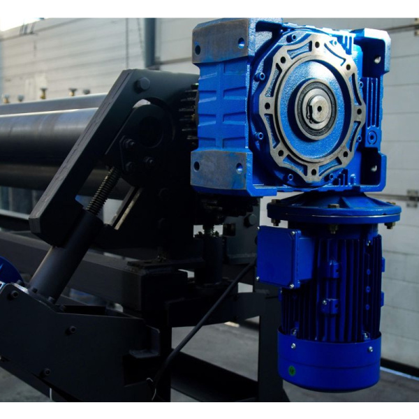 Вальцовочный станок электрический Rollen-Machine RMEA-2000x4